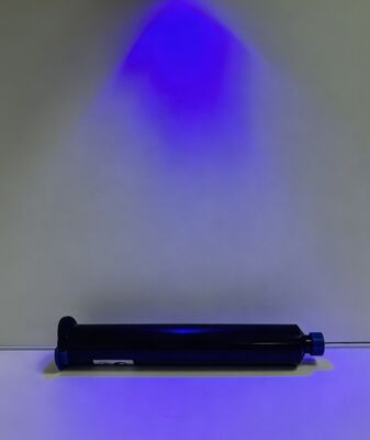 Adesivo UV per il rafforzamento dei componenti interni sensibili dei sensori automobilistici e industriali.